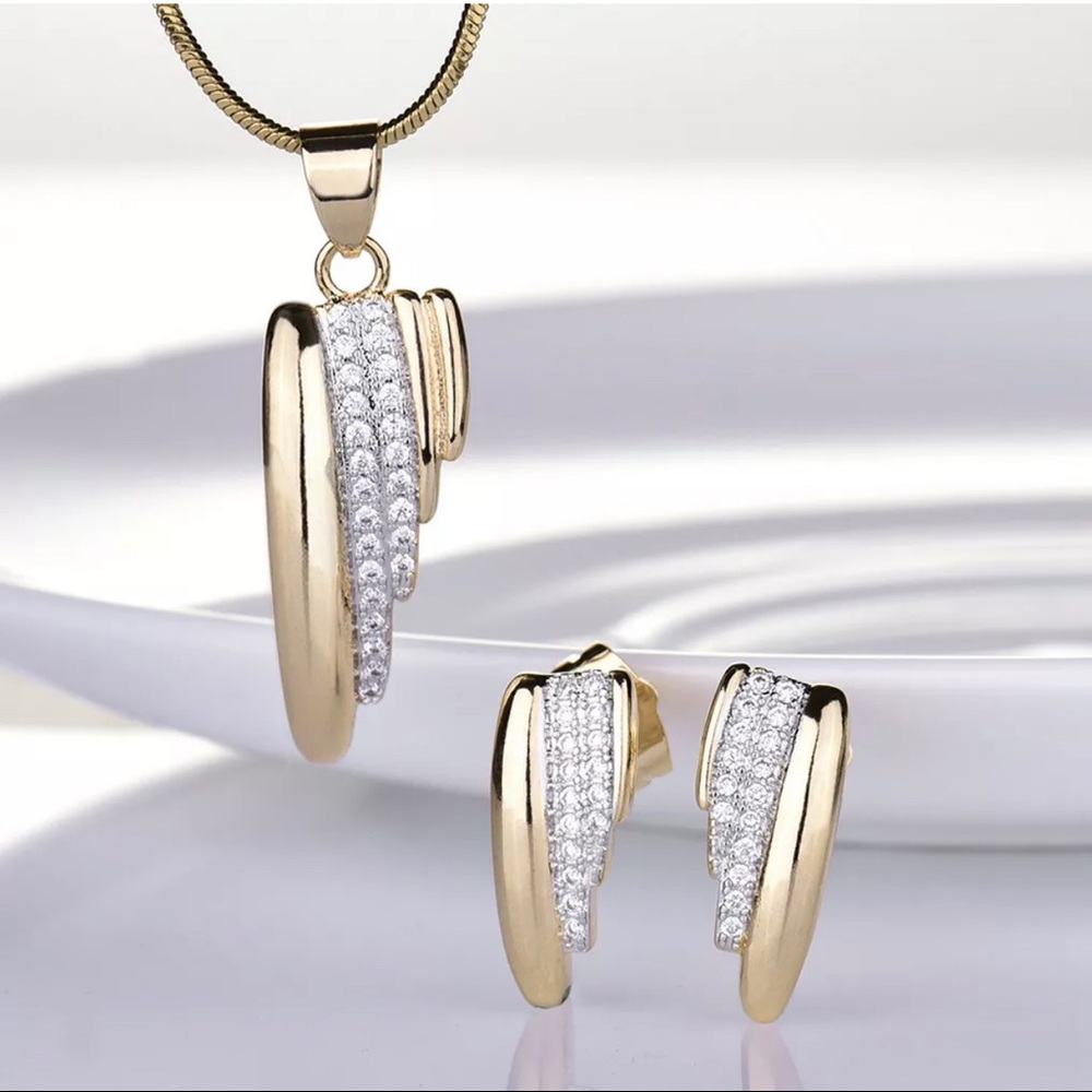 10KGP Necklace and Earrings Set